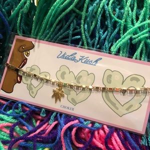 18kGold Plated “Mary Jane” Weed Leaf charm Choker